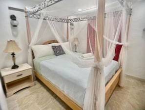 2 bedrooms, in-room safe, iron/ironing board, free WiFi