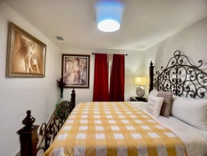 1 bedroom, in-room safe, iron/ironing board, free WiFi