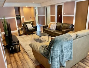 Living area - Spacious 4-BR Home near Jasper! (Hinton)