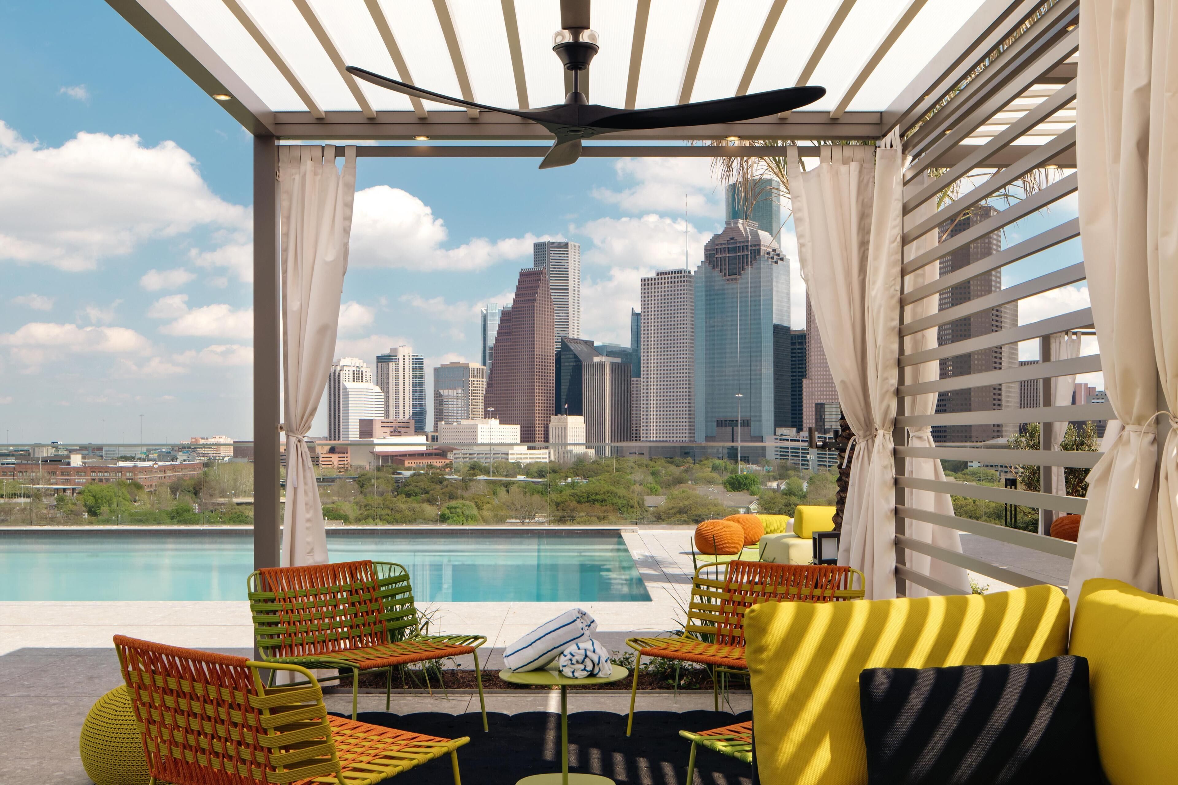 Outdoor pool, pool cabanas (surcharge), pool umbrellas