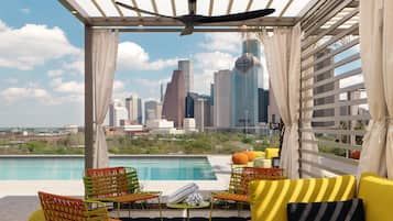 Outdoor pool, pool cabanas (surcharge), pool umbrellas