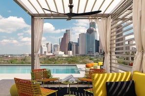 Outdoor pool, cabanas (surcharge), pool umbrellas