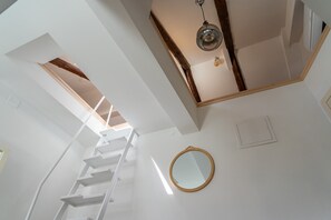 Apartment | Interior - Cool Attic apt w Gallery, in the Heart of Split (Split)