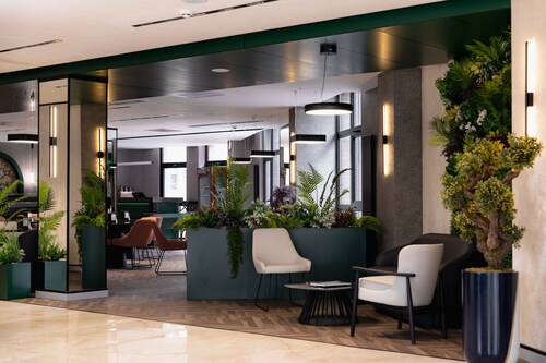 Dostyk Business Hotel