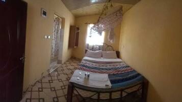 Standard Single Room | Free WiFi