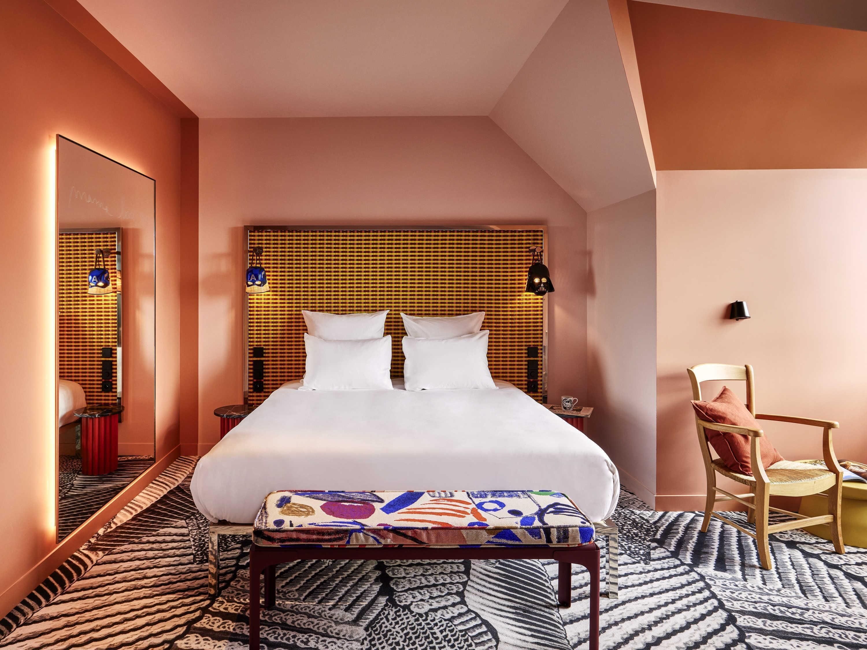 Room (XXL Mama) | Premium bedding, pillowtop beds, in-room safe, desk