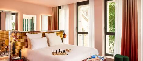 Room, 1 King Bed, Terrace (XXL Mama)