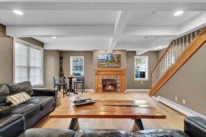 Interior - Best Village Location! Firepit/Games/Bar/Yard/Outdoor Movie Theater/Etc. (Ellicottville)