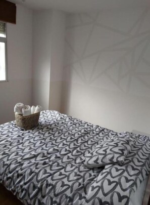 6 室のベッドルーム、WiFi