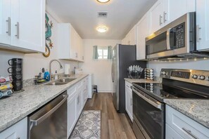 Private kitchen - Sunny Smart House (Tucson)