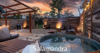 Romantic Tiny Luxury Retreat w/ pool & sauna