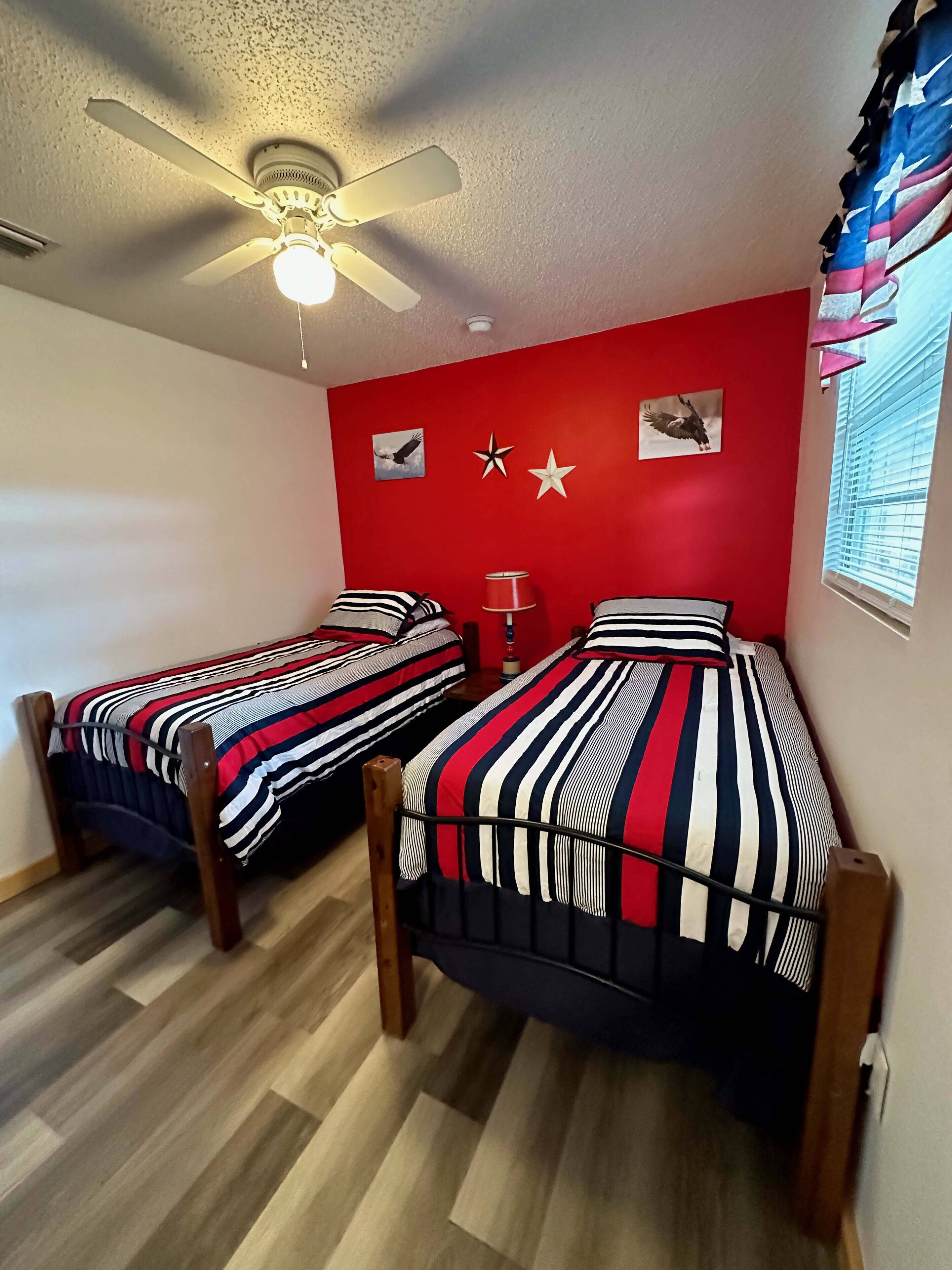 Old Glory at The Tree'Ke Resort - Cabin #1