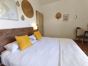 클래식 더블룸, 앙스위트, 마당 전망