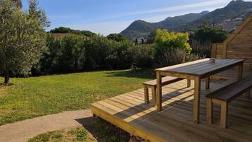 Chambre Double, salle de bains attenante, vue jardin | Jardin