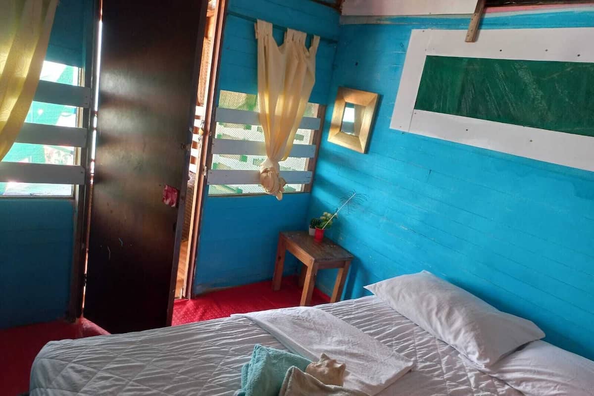 Basic Double Room | Bed sheets