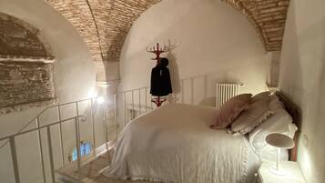 Classic Double Room | 2 bedrooms, desk, free WiFi, bed sheets