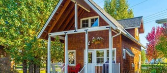 Mountain Bluebird Lakehouse