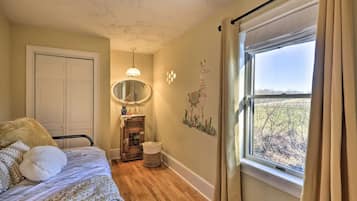 4 habitaciones, escritorio, tabla de planchar con plancha y wifi gratis