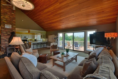 Hilltop Retreat & Spa