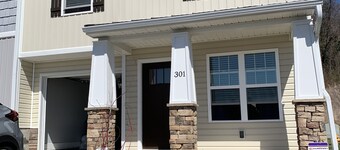 Awesome newly built townhouse in Asheville NC