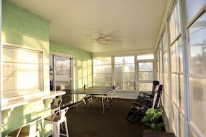 Spielezimmer