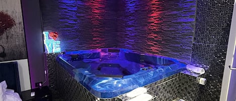 Club Room | Premium bedding, down comforters, memory foam beds
