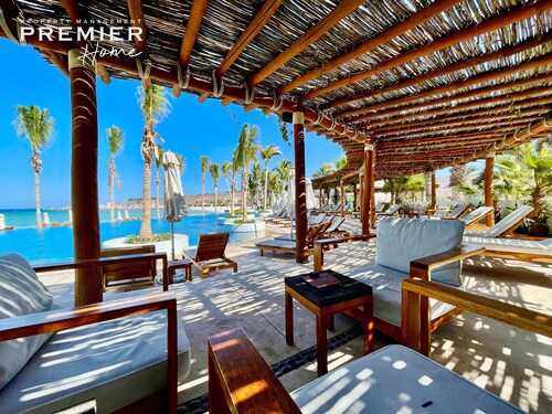 Family Home, Beach Club & Golf Cart at Exclusive Puerta Cortes, La Paz MX