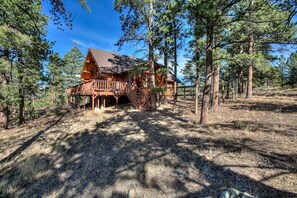 Exterior - Windham Drive - Beautiful Secluded Mountain Home (Estes Park)