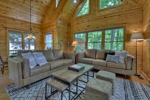 TV, fireplace - Cedar Ridge | Free Night Offer! (Blue Ridge)