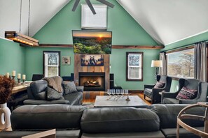 Unclassified image, 5 of 45, button