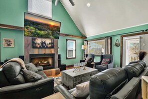 Unclassified image, 3 of 45, button