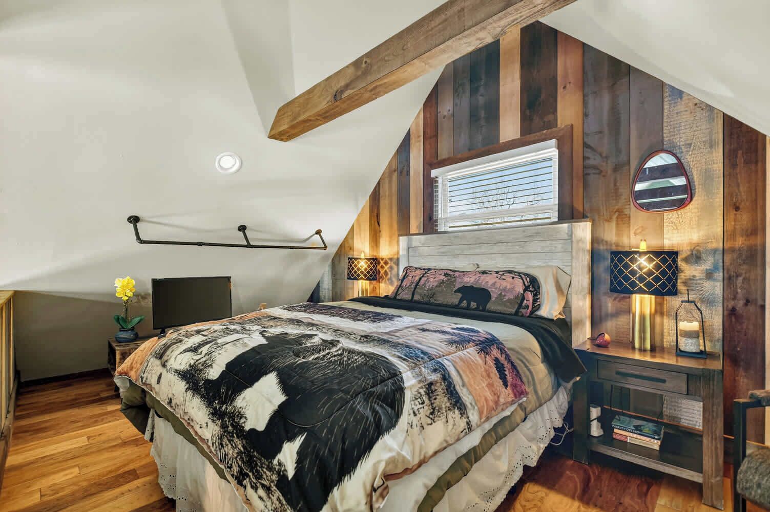 3 habitaciones, escritorio, cuna de viaje y wifi 