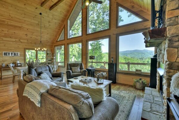 TV, fireplace, offices