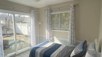 3 bedrooms, iron/ironing board, travel cot, free WiFi