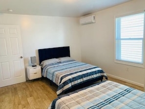 1 bedroom, WiFi, bed sheets - Blue Diamond Apt Unit 1 Judlee Ave (Ocean City)