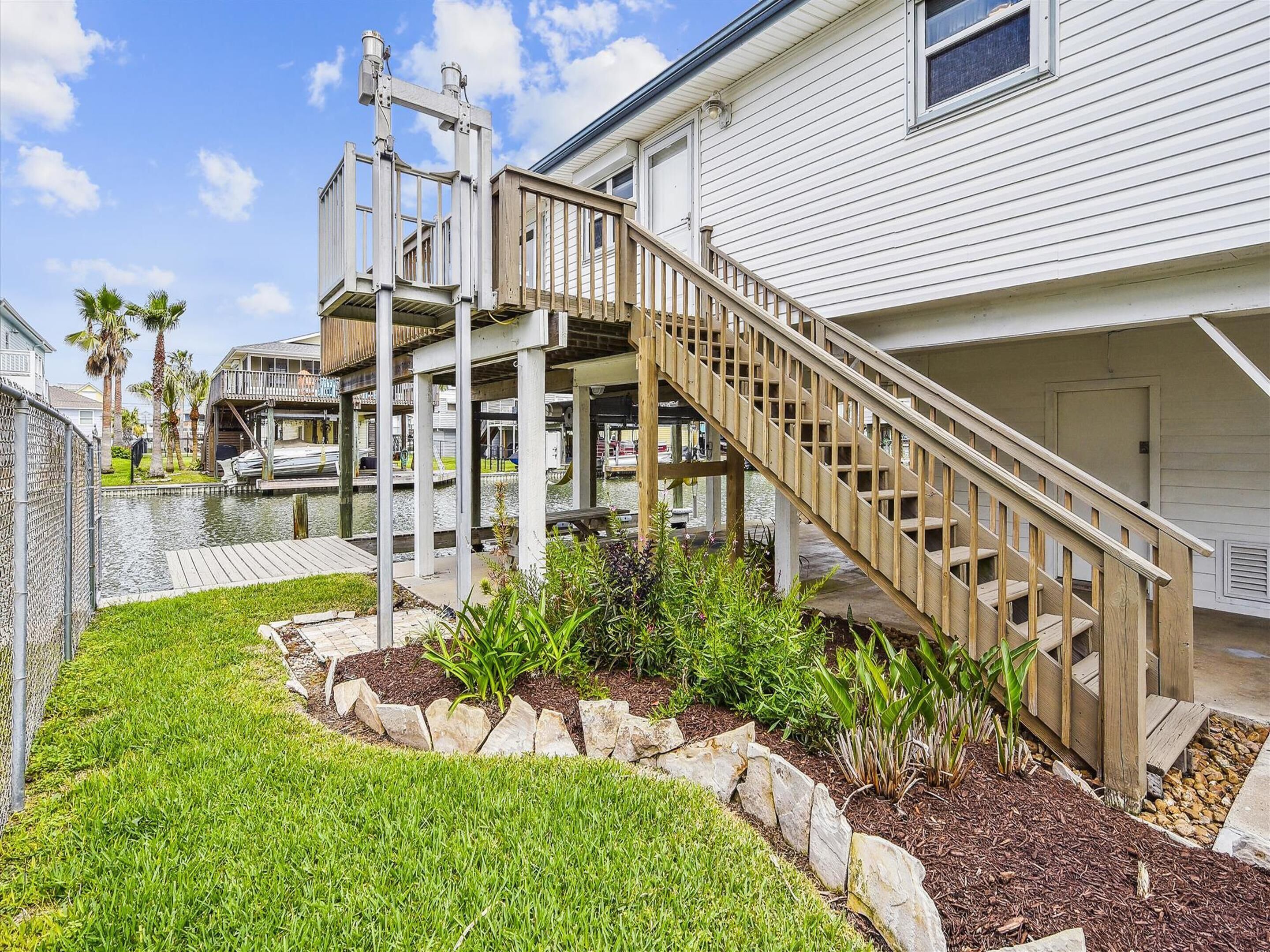 House (2 Bedrooms) | Property amenity