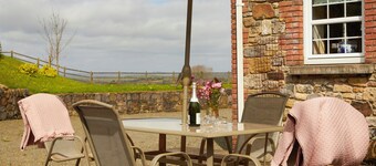 The Stone Lodge, Meath Hill