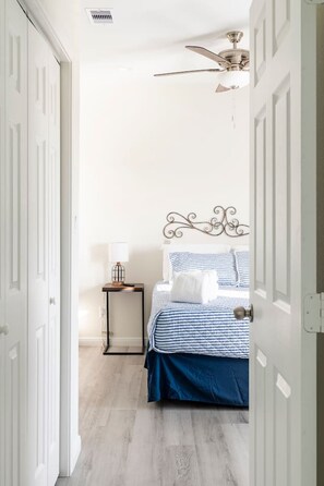 3 chambres, Wi-Fi gratuit, draps fournis