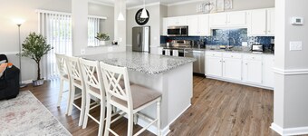 Beautiful Villa in Myrtle Beach within 4 min walk to the beach