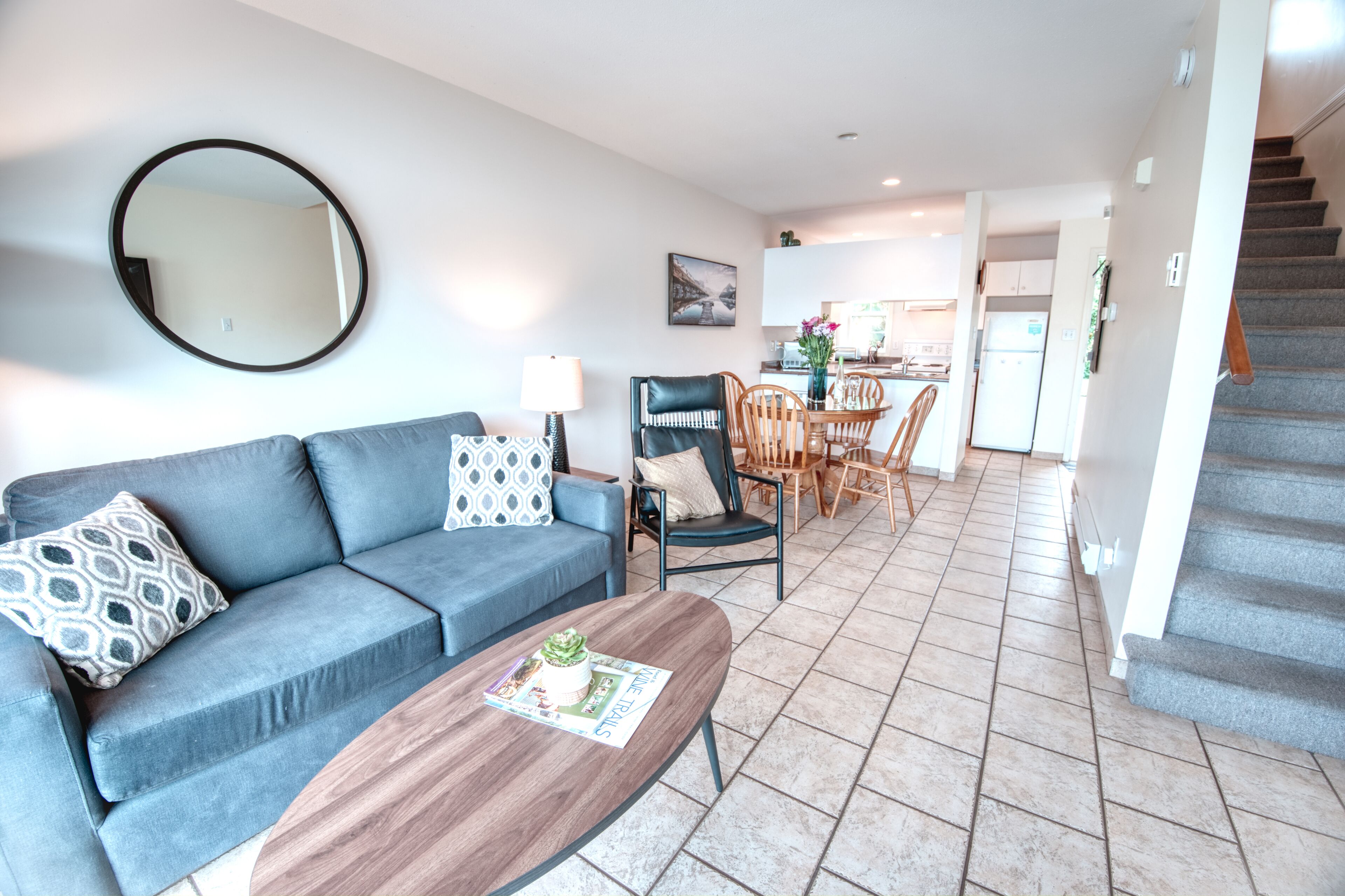 Vaseux Lakeside Townhomes w/ Private Beach and watercraft