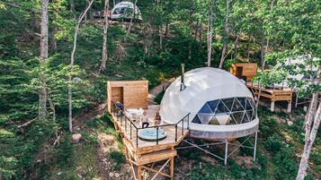 Mặt tiền nơi lưu trú