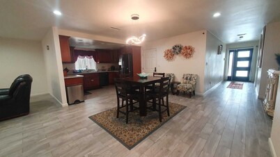 4 Bedroom/3Full Bath/LAX/Carson/Long Beach/Torrance/Hawthorne/Los Angeles