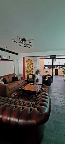 🏡 Le 39 Dole – Appartement industriel haut de gamme au cœur de Dole