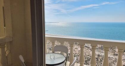 Amazing Lagoon View 5 min from the beach