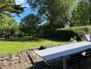 Outdoor dining - Loue Maison à Saint Briac sur Mer - 6 Chambres - 8 Couchages (ST BRIAC SUR MER)