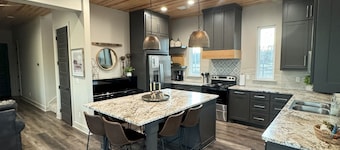 Crater of Diamonds, Murfreesboro, Lake Greeson, Riverfront Cabin, Trout Fishing