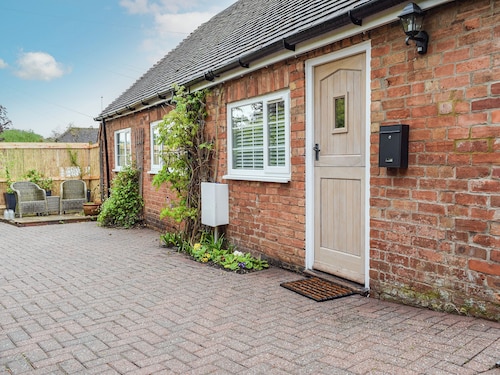 1 bedroom accommodation in Marton, near Rugby