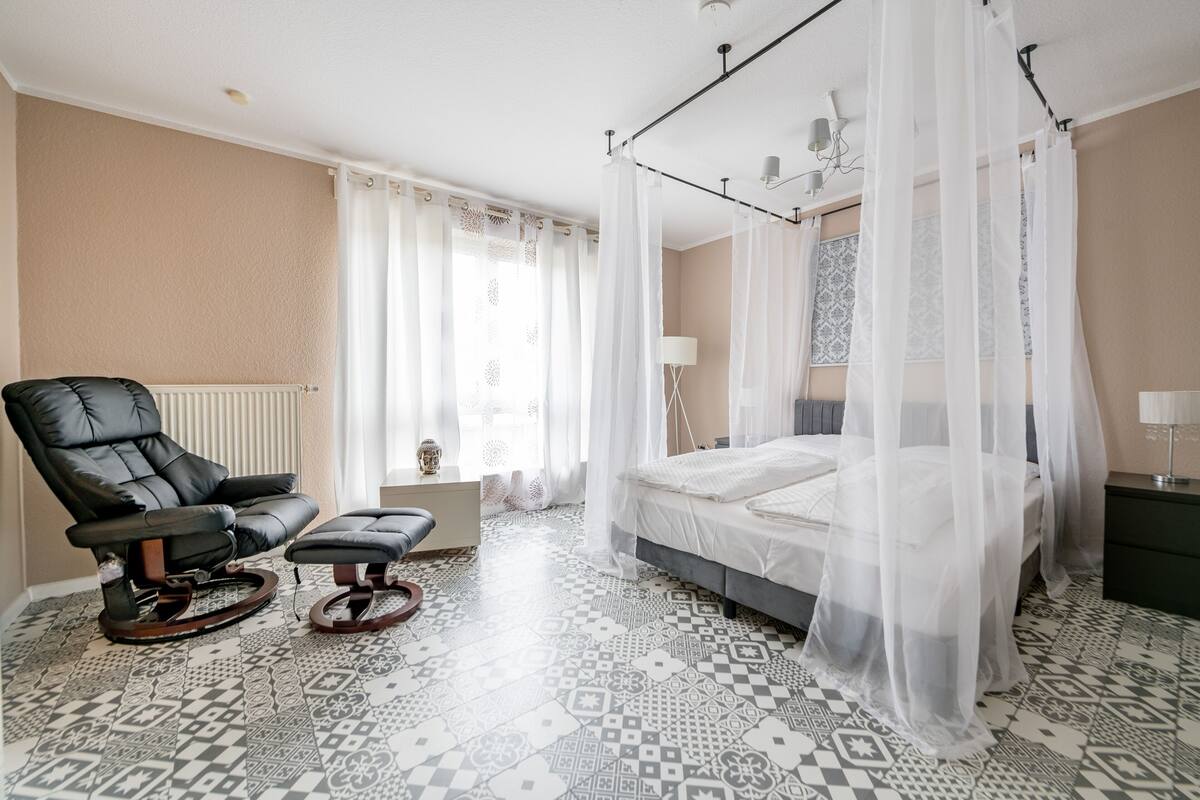 Junior Apartment | 1 bedroom, in-room safe, soundproofing, iron/ironing board (on request)