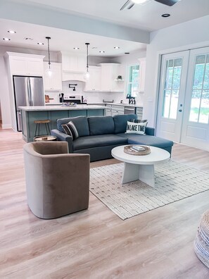 Smart TV, fireplace, books