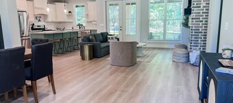 Rayburn Resort home with access to swimming pool and golf course